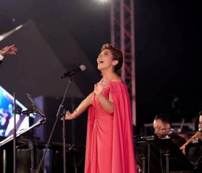 Assala Praises Arab Artist Mohammed Abdu