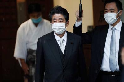 Former Japanese Prime Minister Shot
