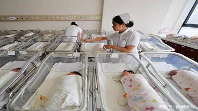 China Moves to "Legalize" Three-Child Policy