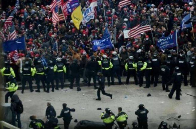 Charges Filed Against Marine Officer for Capitol Riot Participation