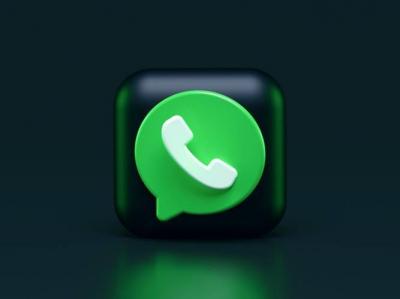 Activating Automatic Message Deletion on WhatsApp: Try It on Your Phone!