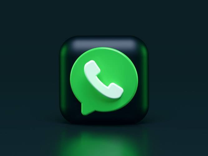 Activating Automatic Message Deletion on WhatsApp: Try It on Your Phone!