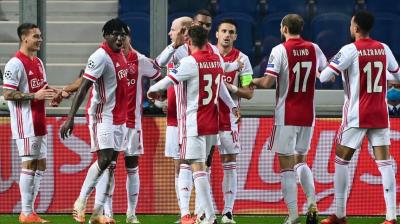 Ajax Amsterdam Narrowly Defeats Feyenoord in the Dutch Premier League