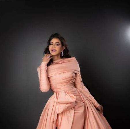 From Kuwait: Ahlam Releases Anger Video