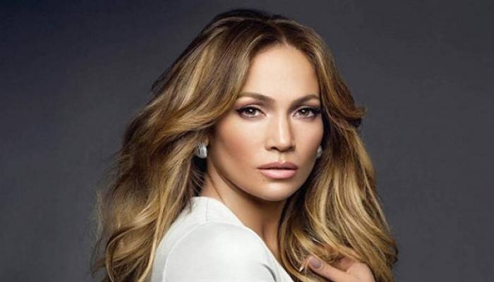 Secrets of Jennifer Lopez's Beauty Maintenance