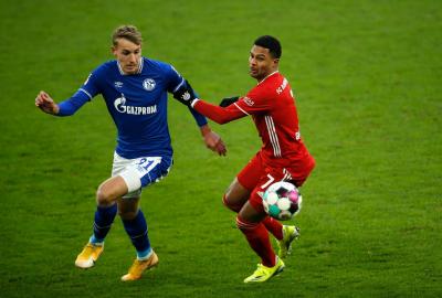 Bayern Munich Dominates Schalke in the Bundesliga