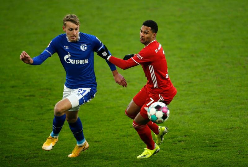 Bayern Munich Dominates Schalke in the Bundesliga