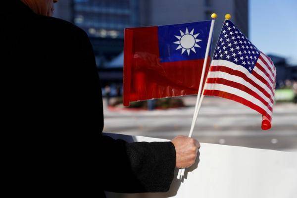 China Angry Over Taiwan: Warning to Britain and Summoning of US Ambassador