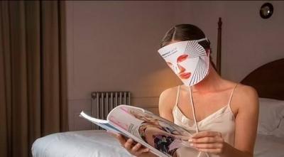 Revolutionary Light Mask for Acne and Wrinkles Removal
