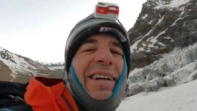 Death of a Climber in Nepal at an Altitude of 7,400 Meters