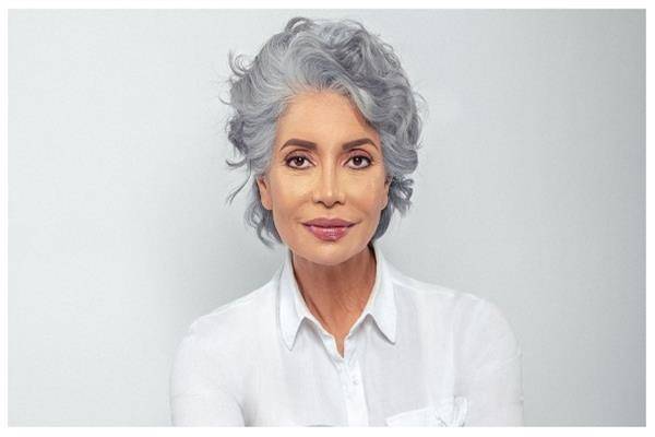 Sawsan Badr Appears with a Charming Look in Instagram Photo