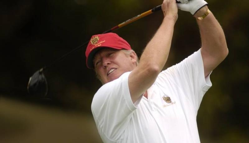 Former White House Advisor Calls Trump to Resign and Play Golf