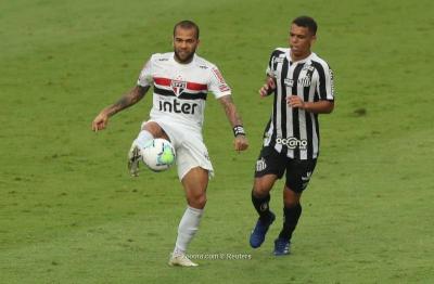 São Paulo Falls to Santos in Brazilian Classic