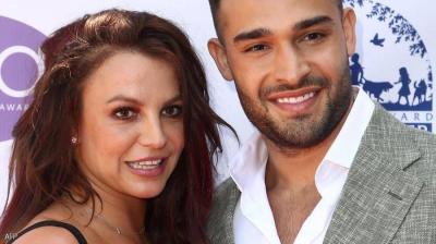 Britney Spears Announces Engagement to Sam Asghari