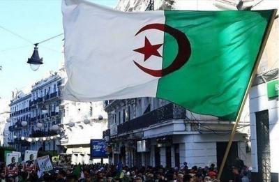 Thousands of Algerians Witness 60th Independence Anniversary with Largest Military Parade in 33 Years