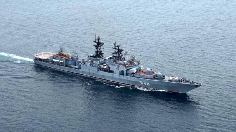 Russian Navy Announces Expulsion of American Submarine from Its Waters