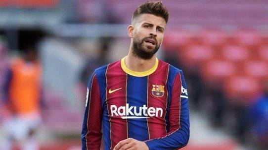Title: Piqué Misses Barcelona Training
