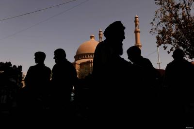 Explosions in Kabul: Casualties Near Mosque Holding Funeral Prayer for Zabihullah Mujahid's Mother