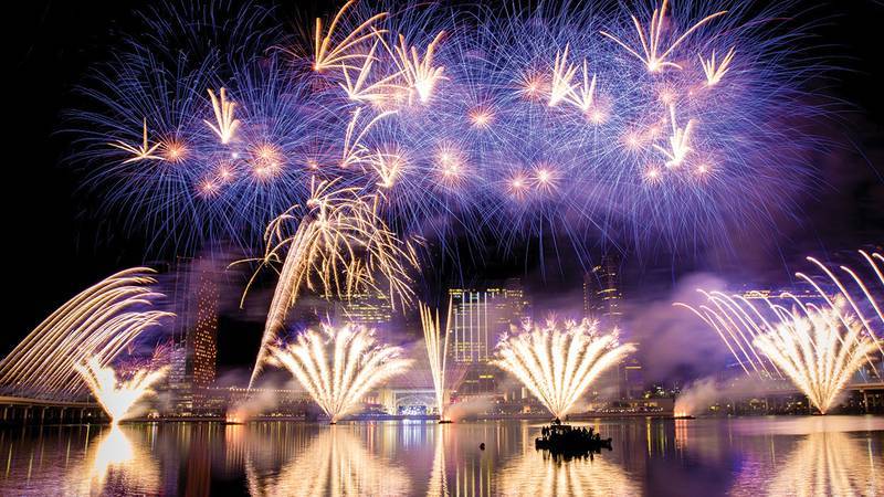 Abu Dhabi Welcomes the New Year with Star-Studded Events of Arab and International Artists