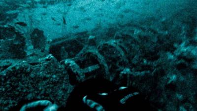 Emirati Adventurer Explores WWII Submarine Wreck