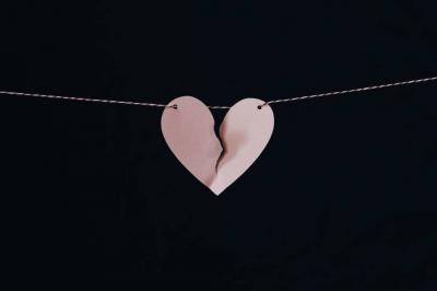 Title: Wife Seeks Divorce Due to Husband's Poor Hygiene