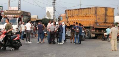 Security Forces Surround Deir Ammar Plant as Protesters Block Roads