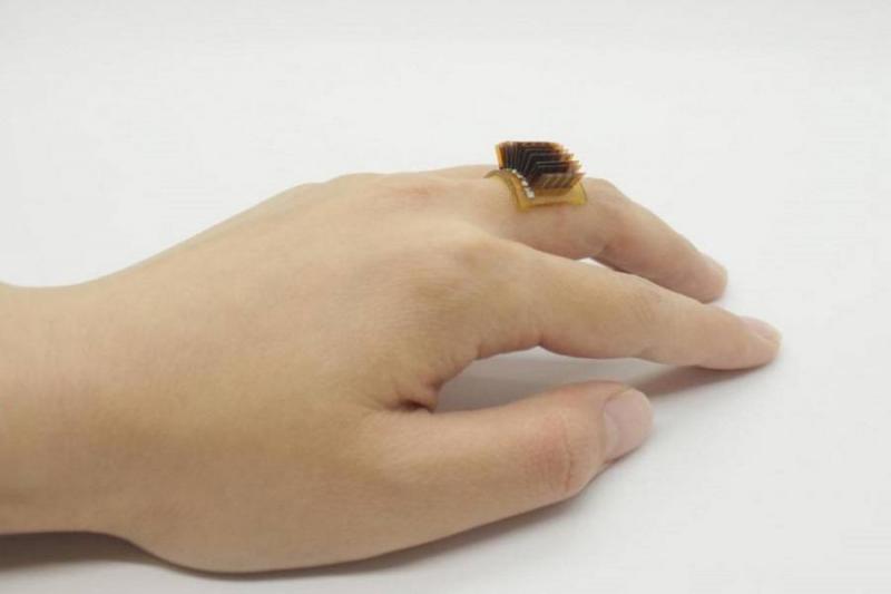 Affordable Wearable Device Converts Body Heat into Electricity