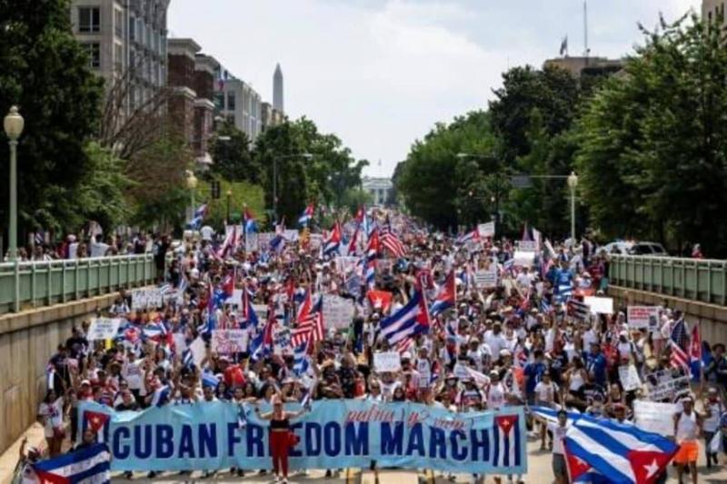 Hundreds Demonstrate in Washington Demanding 