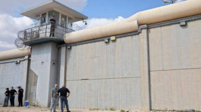 Israel Suspects Guards Assisted Palestinian Prisoners' Escape