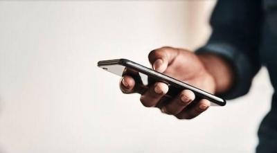 Simple Exercises to Prevent Finger Cramps from Smartphone Use