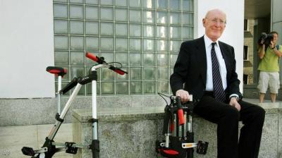 Death of Calculator and Low-Cost Computers Inventor