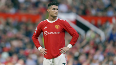 Ronaldo Offers His Services to a New Team