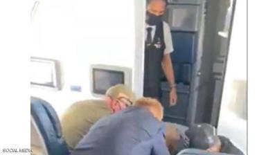 Terrifying Experience in the Air: Video Exposes "Unruly Passenger"