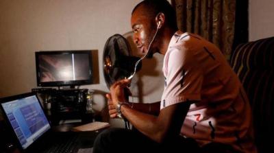 Why Do Some People Suddenly Raise Their Voices During Video Calls?