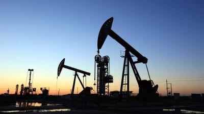 Oil Prices Decline Amid EU's Push for Russian Import Ban