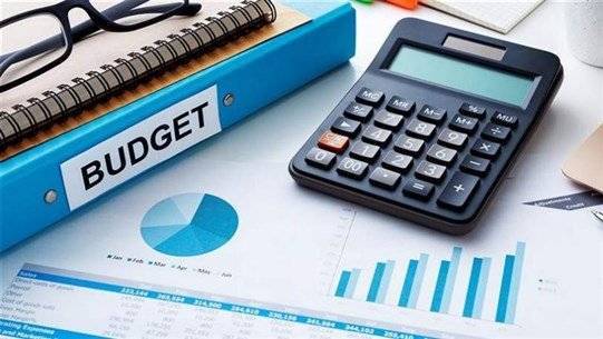 Are There Obstacles to Approving the Budget?