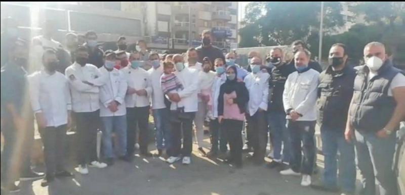Protest by Restaurant and Café Workers in Tripoli Demanding to Resume Work