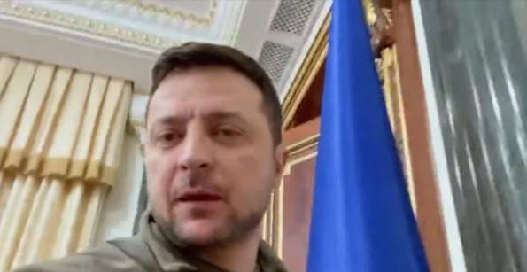 Zelensky Returns to the Presidential Palace: 