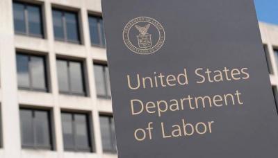 Decline in New U.S. Unemployment Claims to 900,000