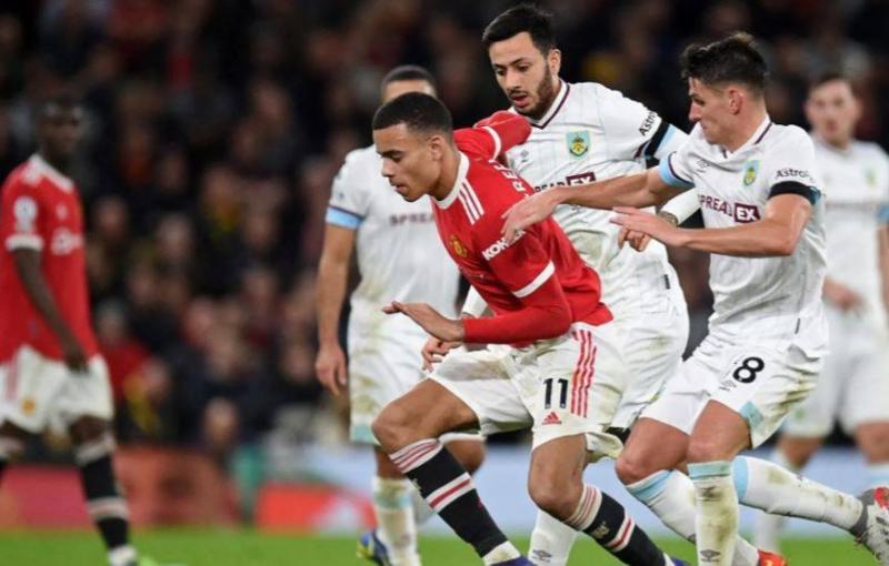 Manchester United Brings Joy to Fans and Moves Up to Sixth Place