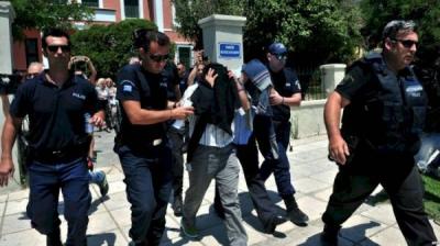 Turkish Interior Ministry Arrests Over 700 People Including Politicians
