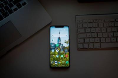 Huawei Invades Global Markets with Affordable Phone