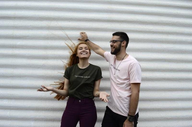 Information That Interests You: The First and Fastest Attraction of Women to Men