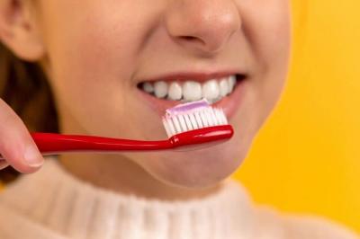 Death of Girl After Brushing Teeth with Rat Poison Instead of Toothpaste