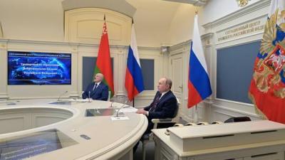 Putin Oversees Strategic Deterrence Forces Exercises from the Kremlin with Belarus President