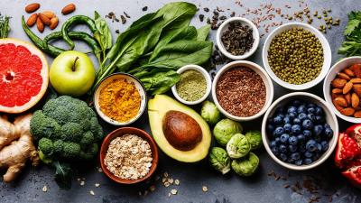 Warning: 7 Foods to Avoid Before Sleep!