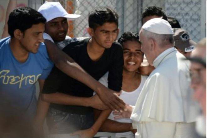 البابا فرنسيس في شرق البحر المتوسط مجددا لإثارة قضية المهاجرين