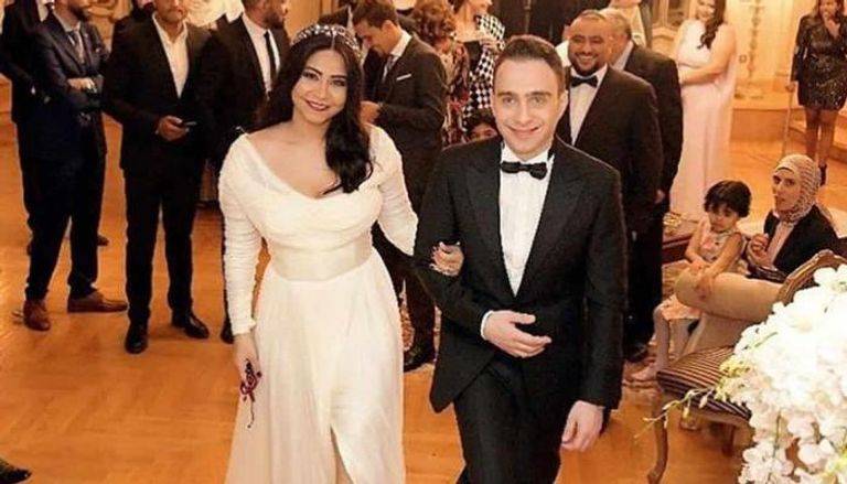 إبنة شيرين تغني بالإنكليزية 