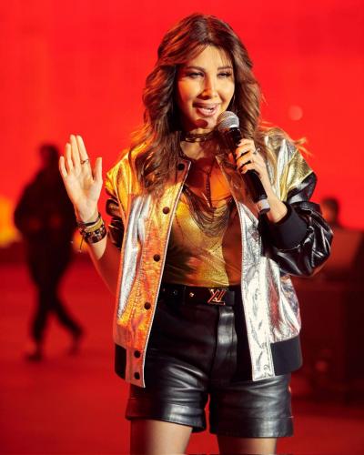 نانسي توضح سبب انصرافها من حفل مدل بيست بعد أدائها أغنيتين فقط