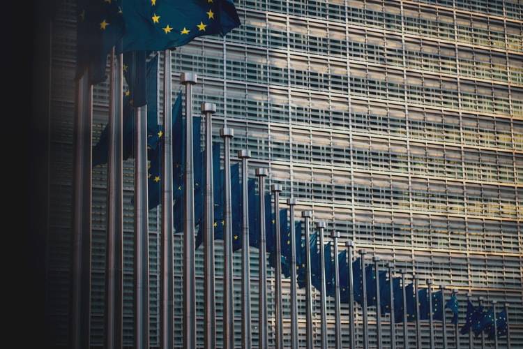 أوروبا تستثمر 300 مليار يورو لمنافسة مشروع الحزام والطريق الصيني